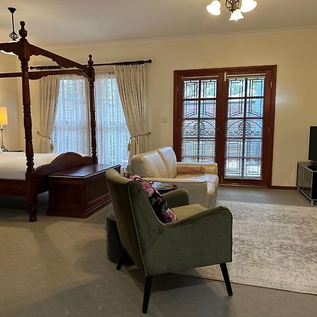 Wine And Roses Bed And Breakfast Αδελαΐδα Εξωτερικό φωτογραφία